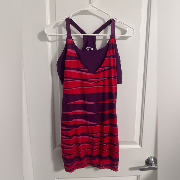 Oakley Workout Top - Picture 8 of 8